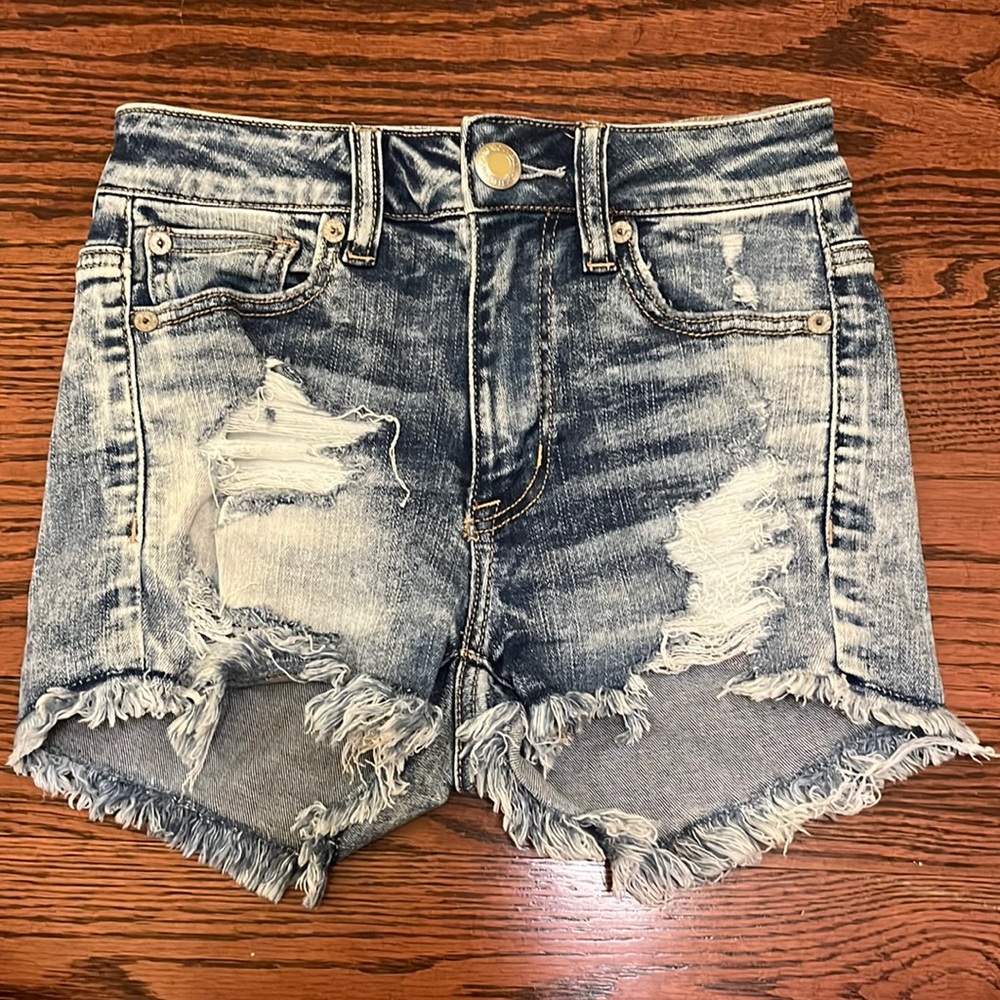Women’s 00 acid wash distressed high rise jean shorts